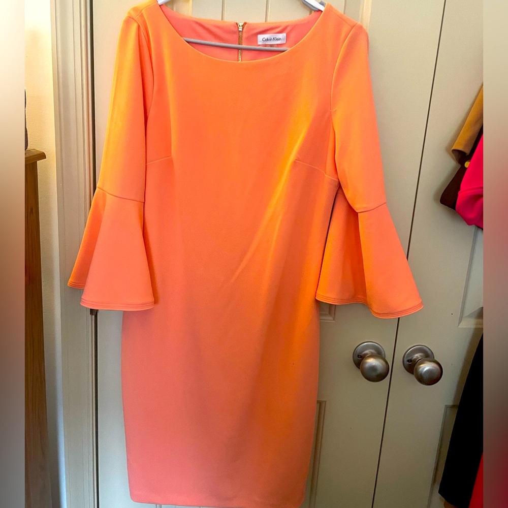 Calvin Klein; Size: 10 Peach Midi Dress